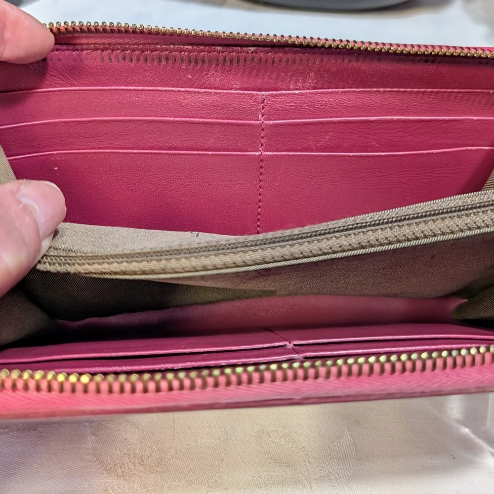 Fendi Vitello Birkin Logo Zip Around Wallet - Rosa (Metallic Pink)